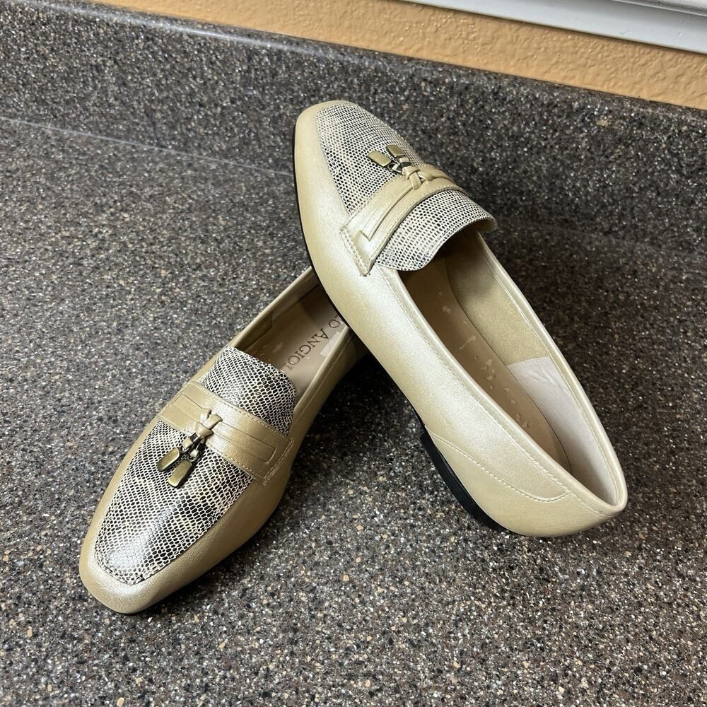 Enzo Angiolini Comfort Flats Womens Sz 7.5M Snake Skin Print Gold Leather Loafer